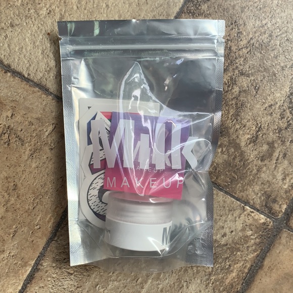 ✨Final Price 4/$15✨NWT Milk Hero Salve - Picture 2 of 4